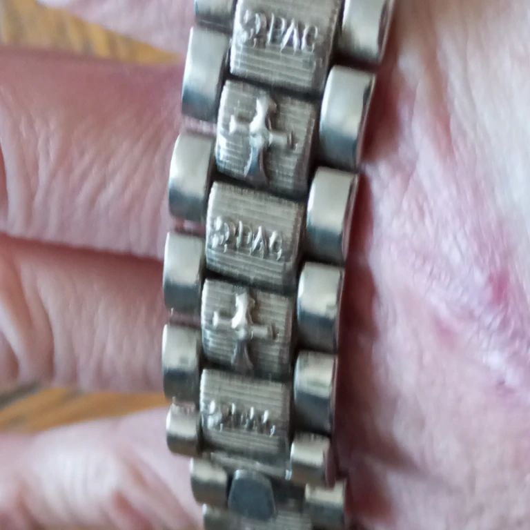 2PAC Watch - photo 4