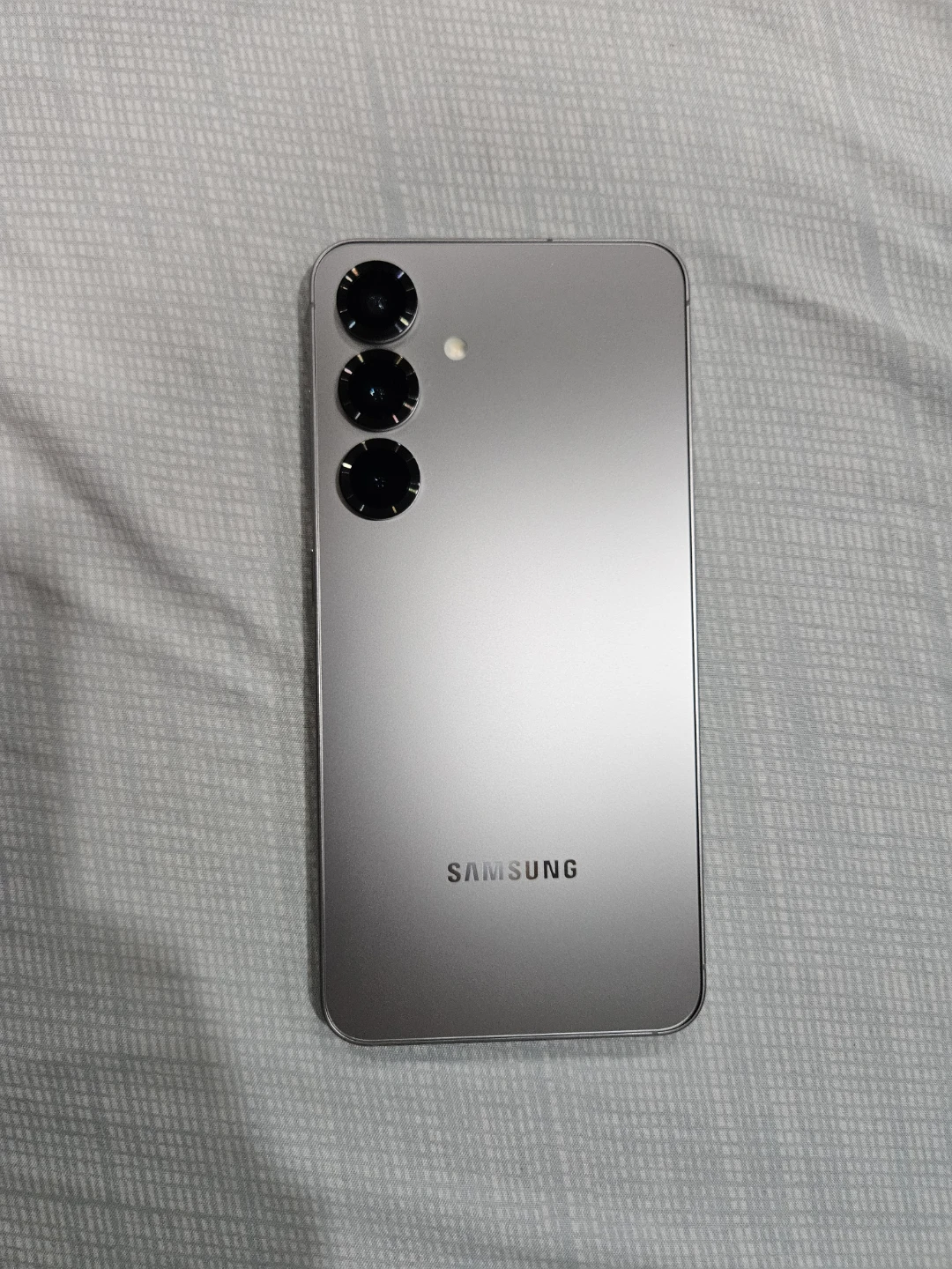 Samsung Galaxy S25 128GB Silver - Like New! - photo 2