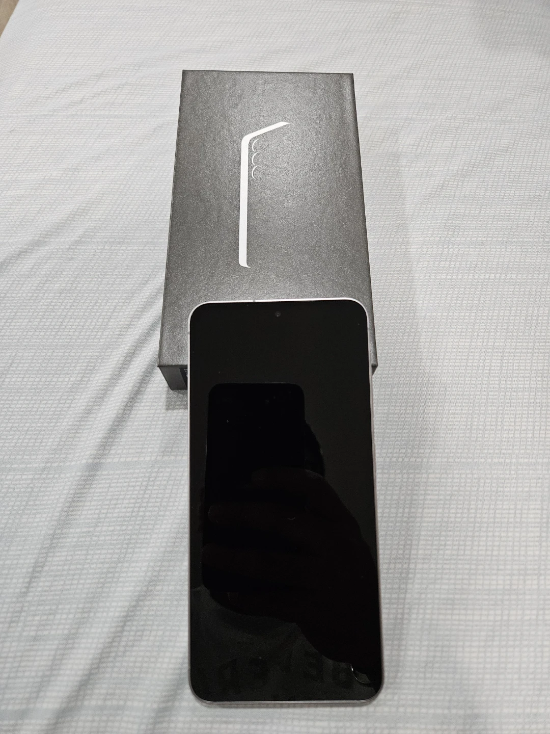Samsung Galaxy S25 128GB Silver - Like New! - photo 3