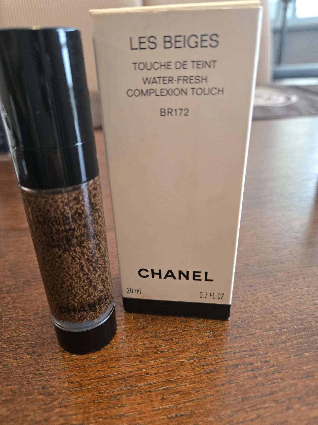 Chanel Les Beiges Water-Fresh Complexion Touch BR172 - photo 2