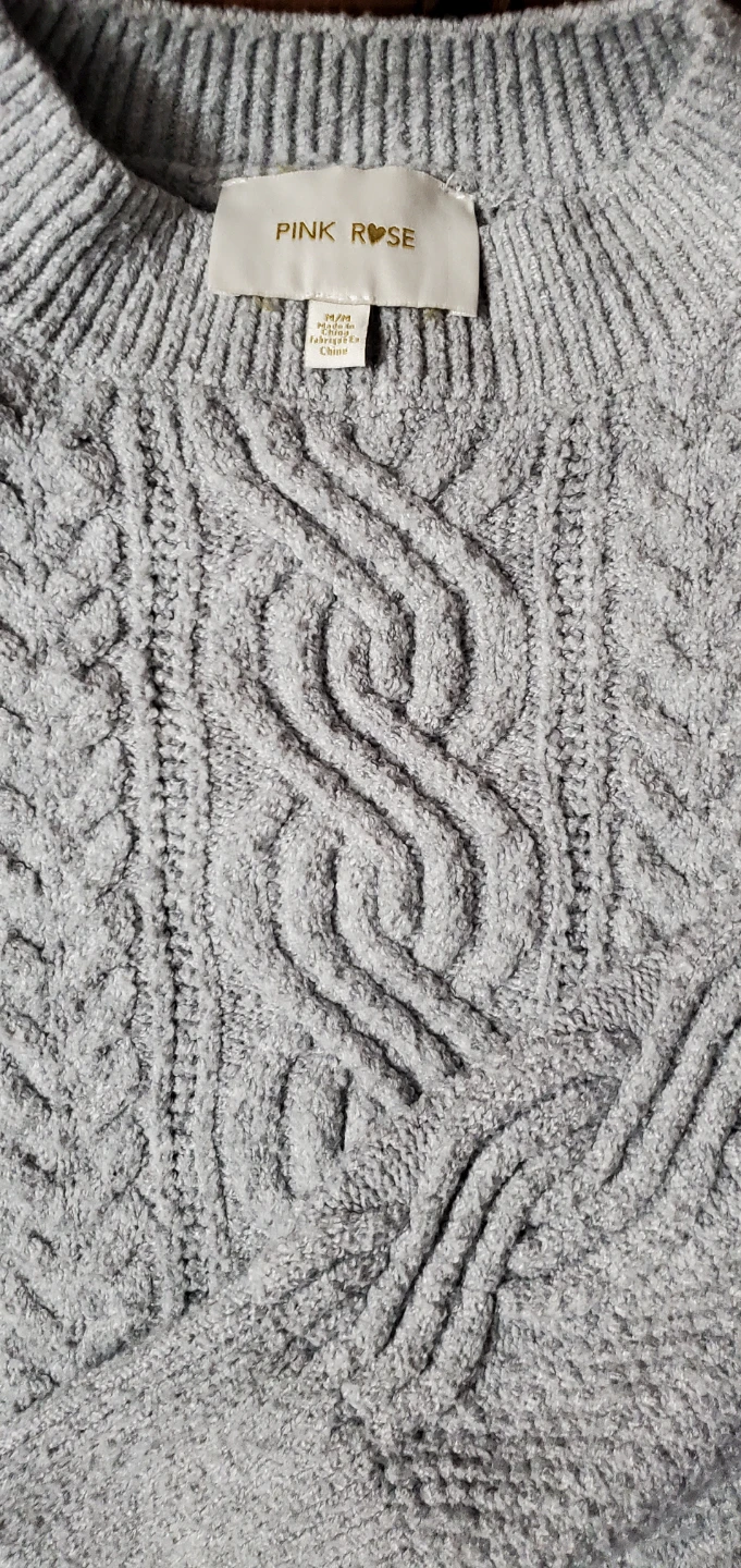 Women's Sweaters - photo 2