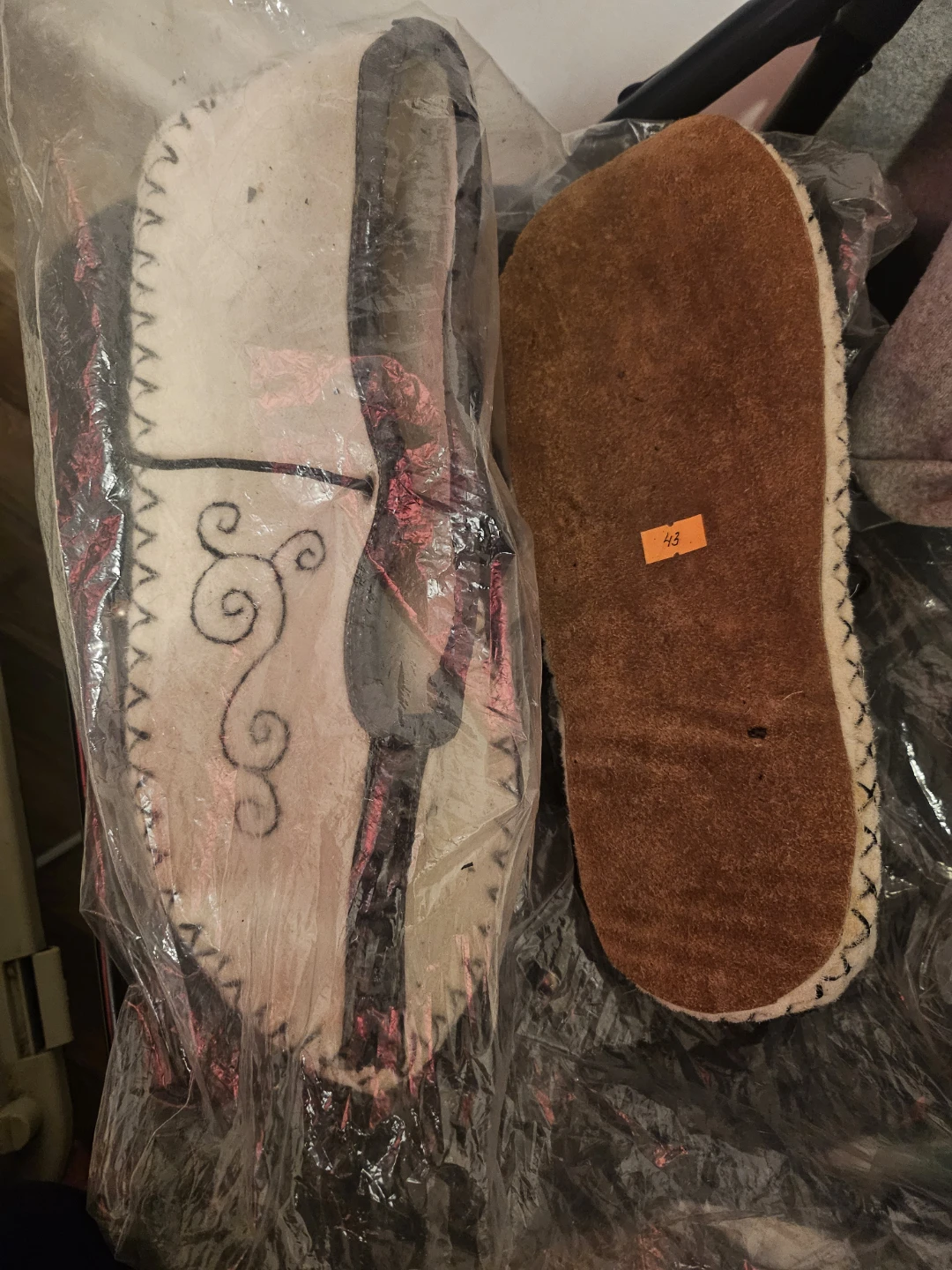 Handmade Mongolian Felt Slippers