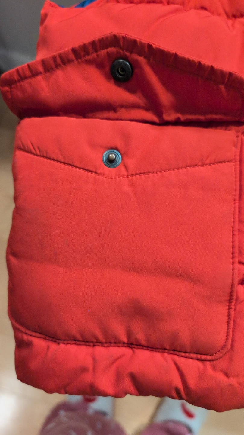 Baby Gap Puffer Vest - Red - Size 5 - photo 3