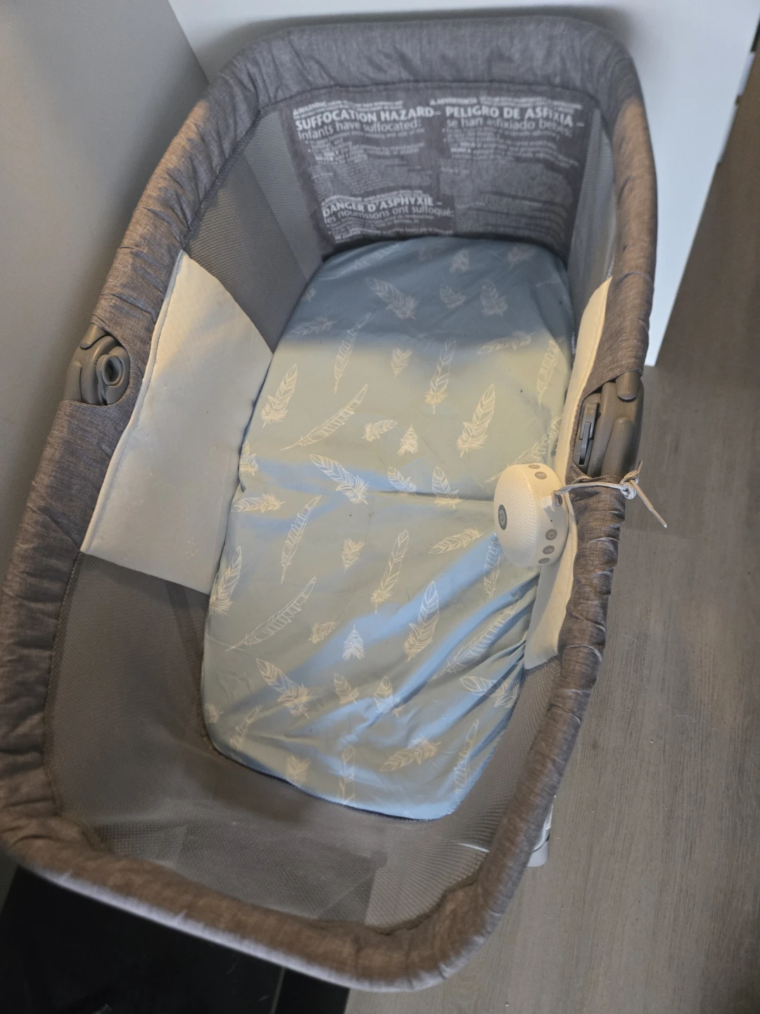 Evenflo Portable Bassinet - photo 2