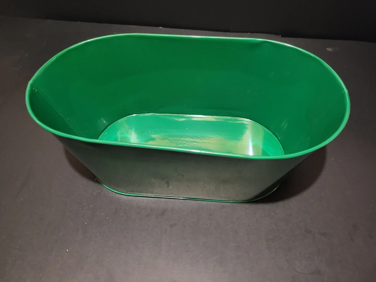 Green Metal Oval Tub - 14" x 7"