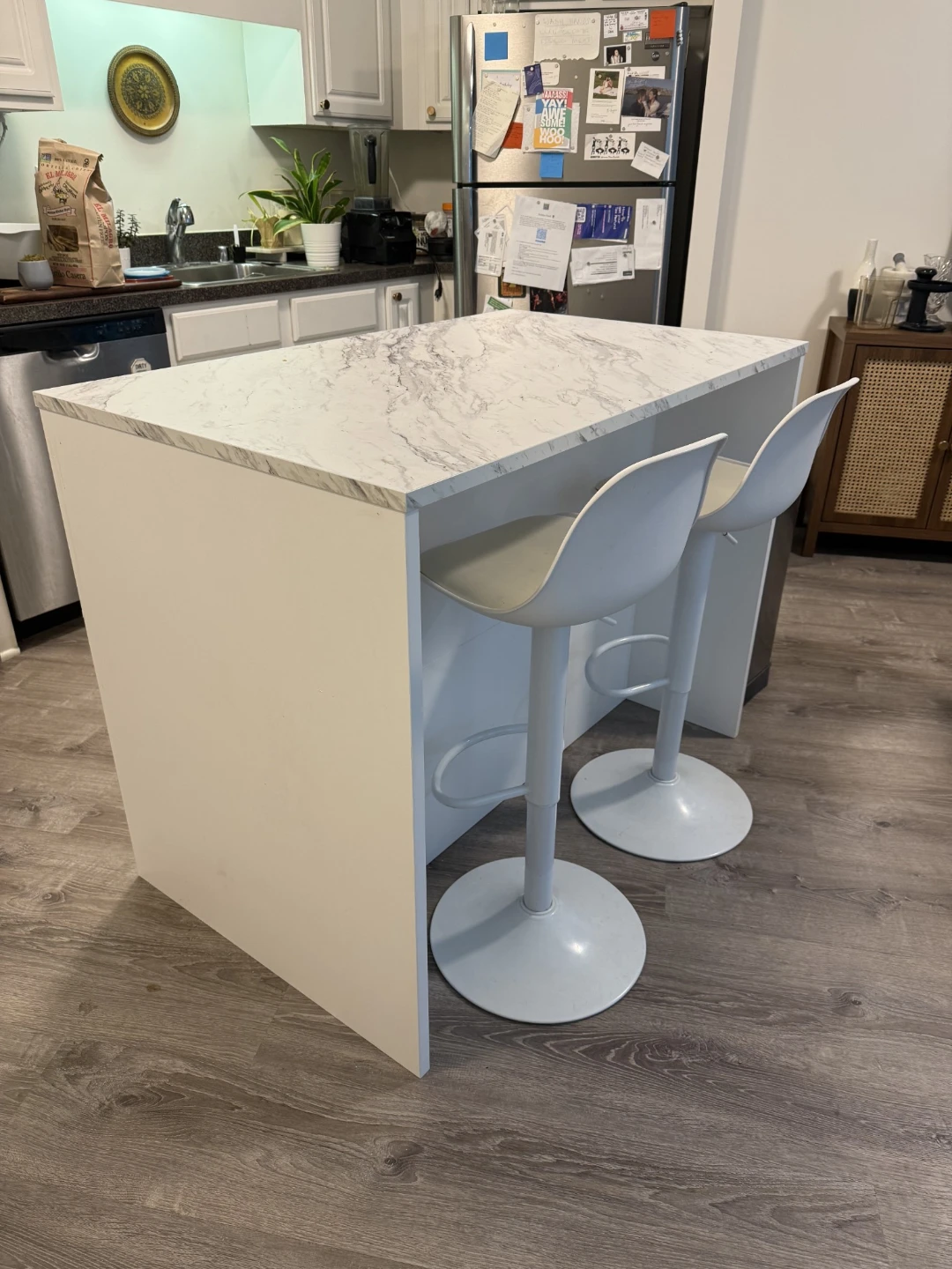White Kitchen Island with Marble Countertop - photo 4
