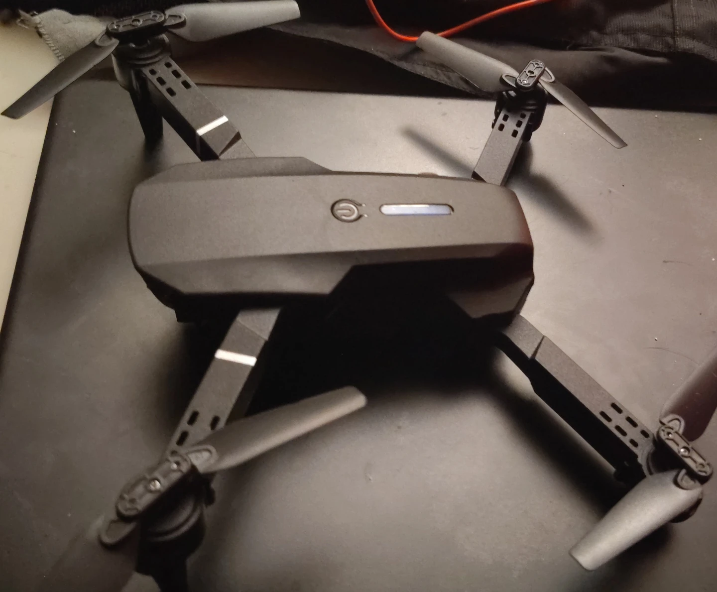 E99 DRONE FOR BEGINNERS. - photo 2