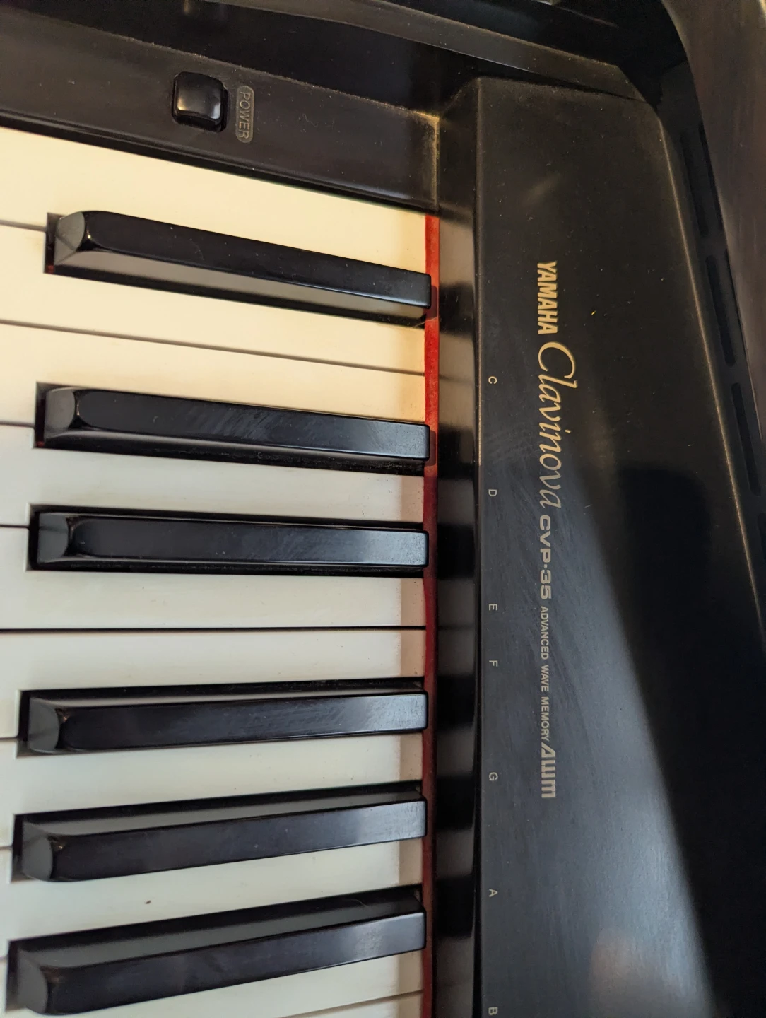 Yamaha Clavinova CVP-35 Digital Piano with books