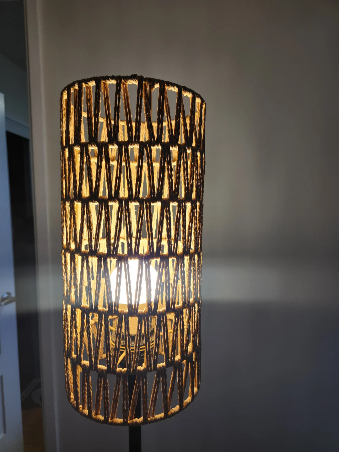 Modern Floor Lamp - Black - photo 3