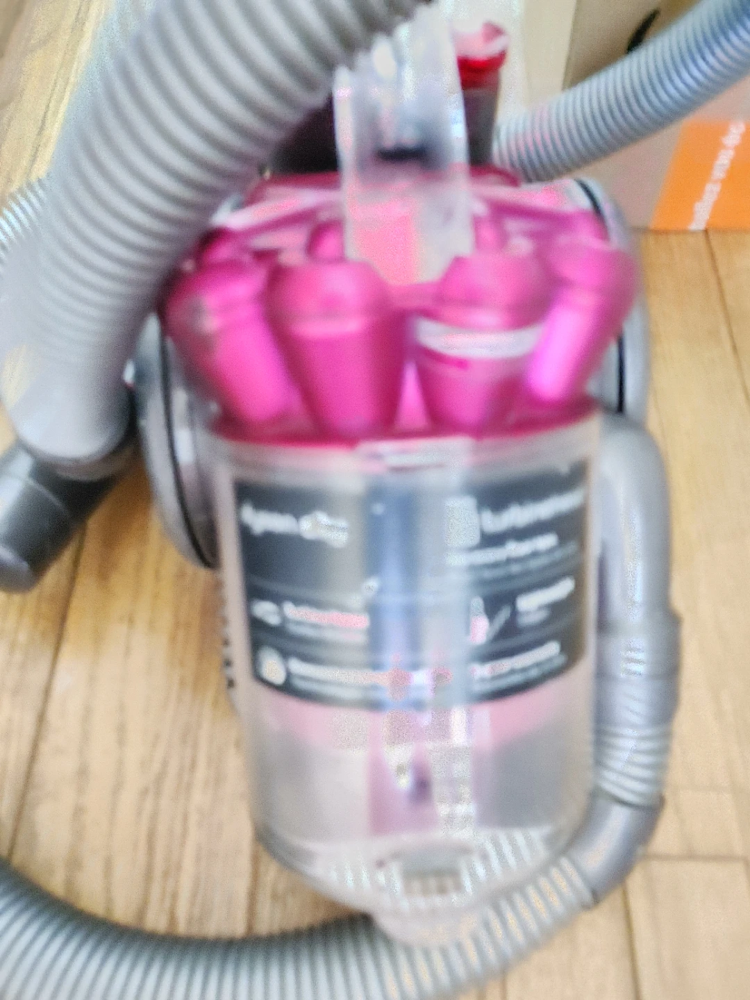 Dyson City DC26 Turbinehead Vacuum - photo 2