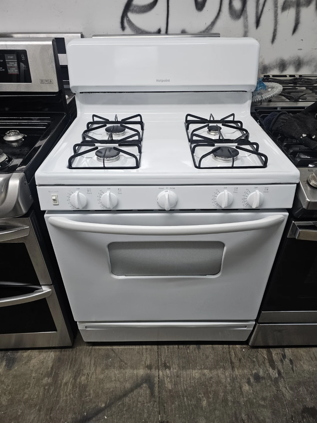 GE 30in white gas stove