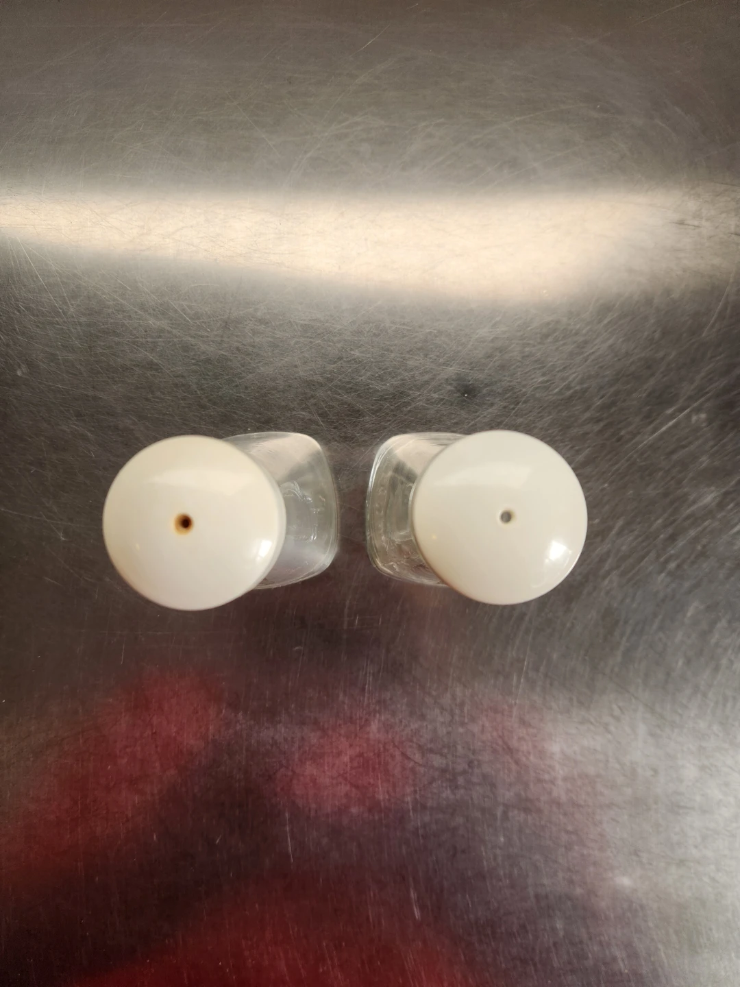 Vintage Pyrex Salt and Pepper Shakers - photo 2