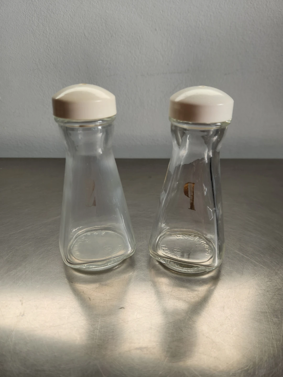 Vintage Pyrex Salt and Pepper Shakers - photo 3