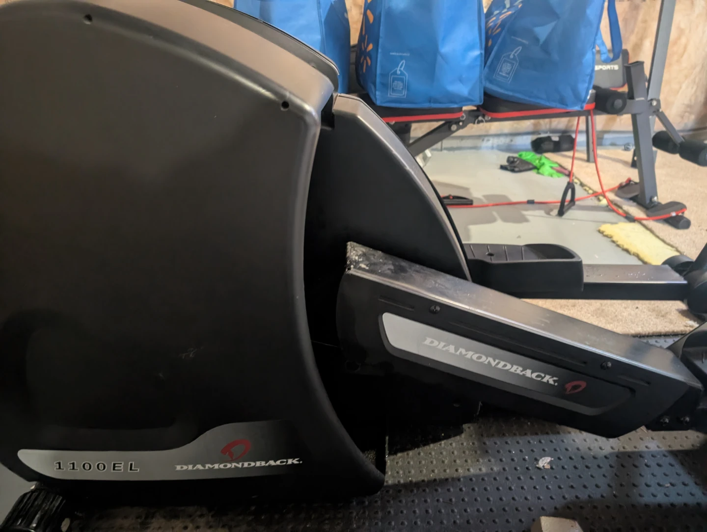 Diamondback 1100EL Elliptical - photo 3