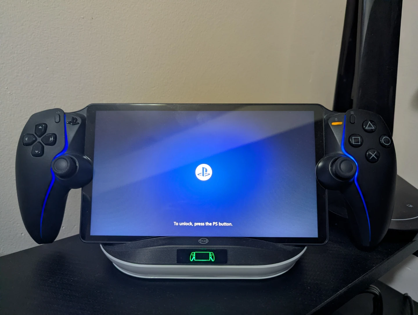 PlayStation Portal - With Accessories