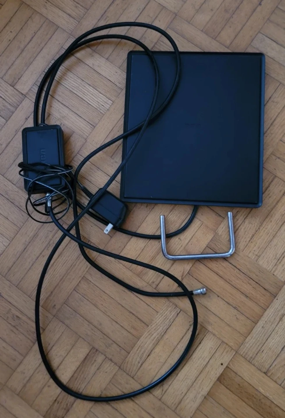 Black Flat Digital TV Antenna
