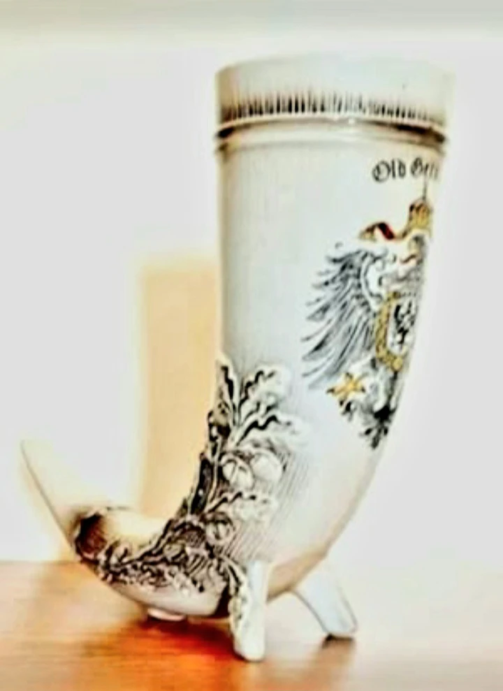 Vtg Rare German Hand Painted Textured Ceramic Horn Beer Stein - photo 3