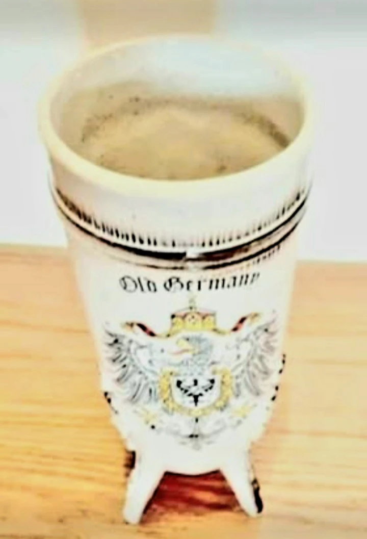 Vtg Rare German Hand Painted Textured Ceramic Horn Beer Stein - photo 4