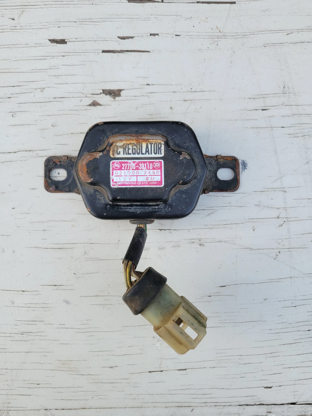 Nippondenso Voltage Regulator 27700-38110 - photo 2