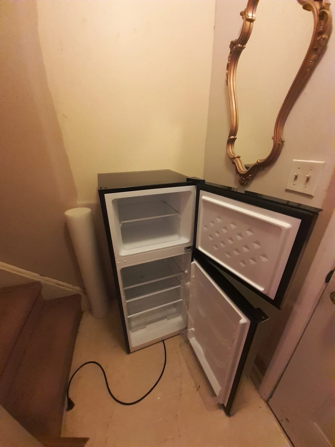 Danby Designer mini Refrigerator/Réfrigérateur