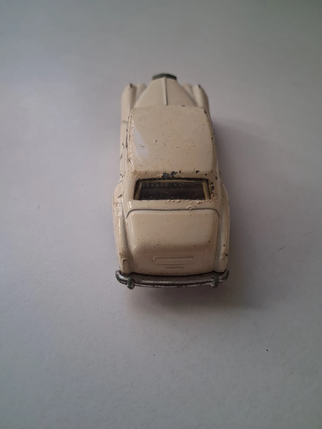 1985 Matchbox Rolls-Royce Silver Cloud - 1:69 scale - photo 3