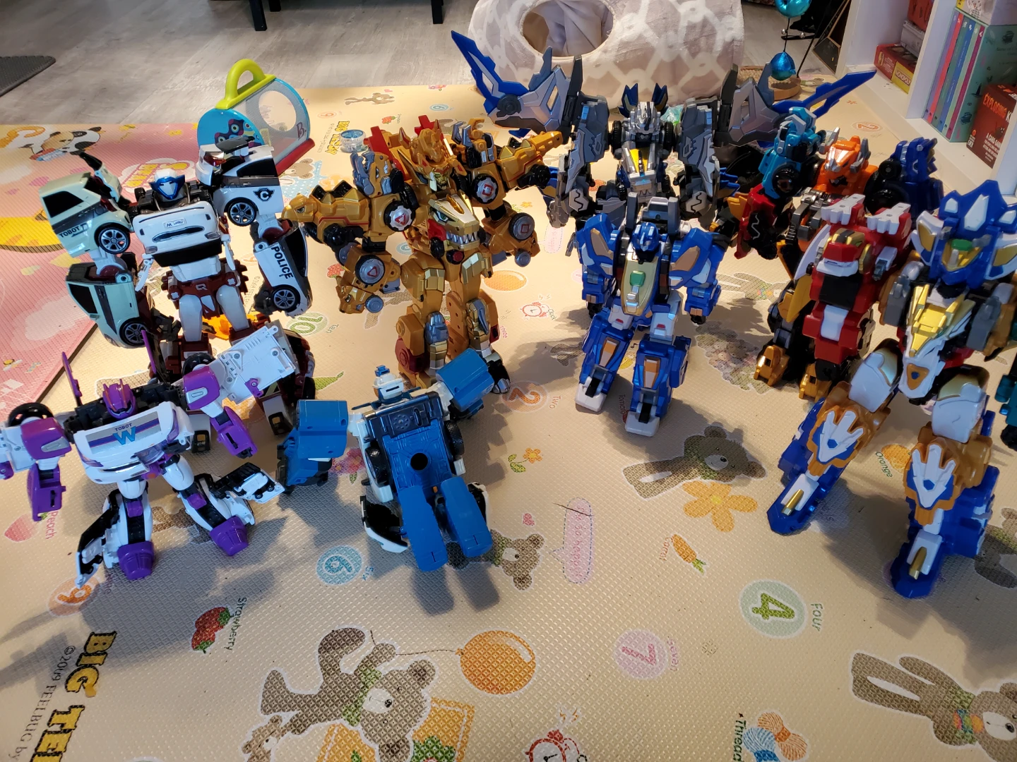 Robot Toys Collection - photo 4