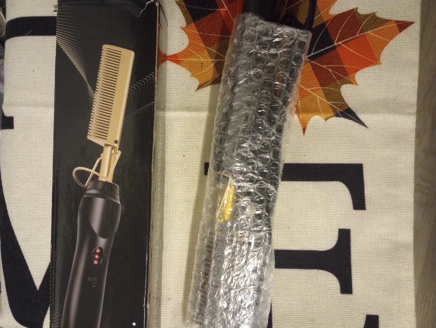 Professional Hair Straightener Comb - New - photo 3