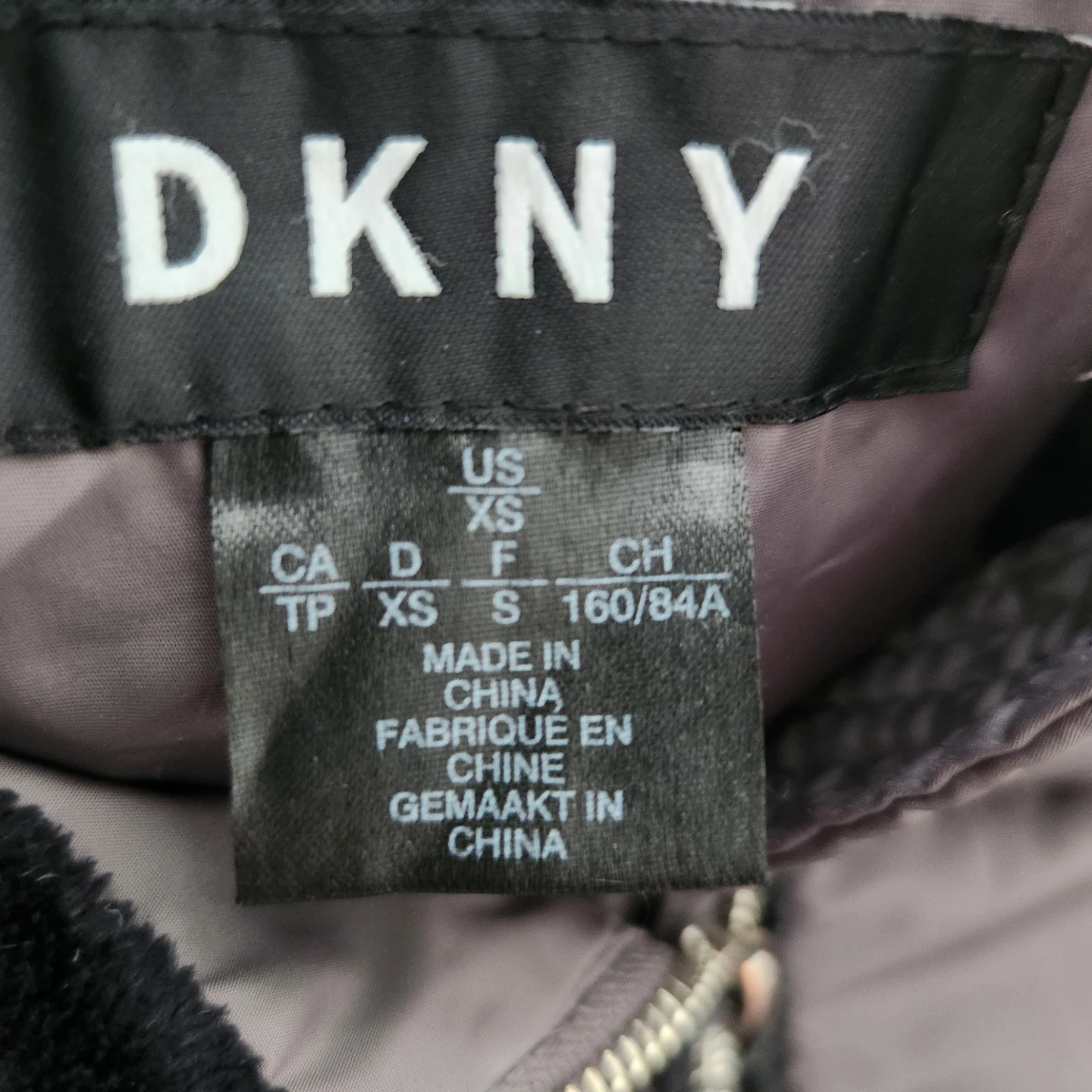 DKNY Puffer Jacket - XS Winter Jacket - photo 5