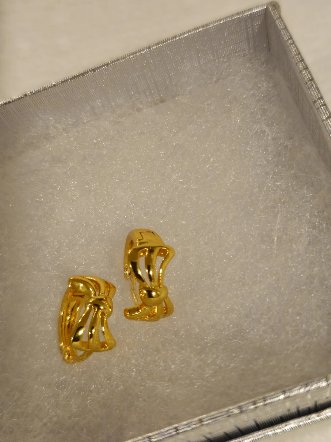 Gold Plated Bow Huggie  Earrings - photo 4