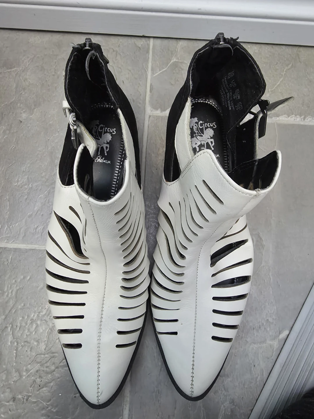 Circus by Sam Edelman Black & White Booties - Size 8.5 - photo 3