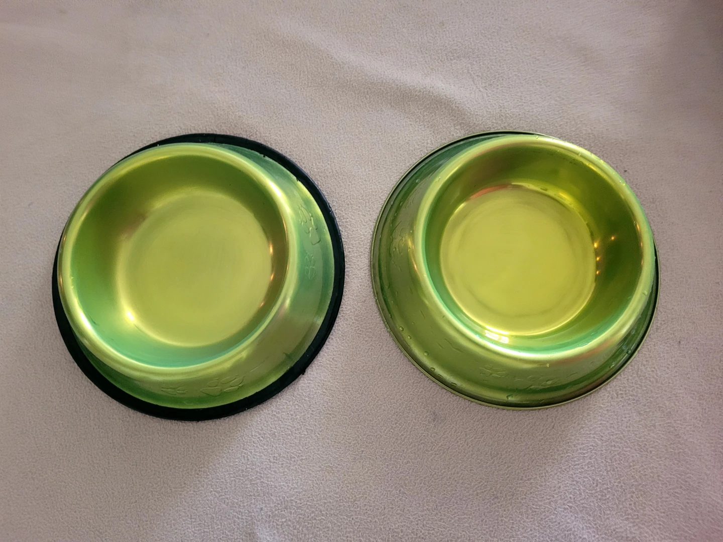 Set of 2 Green Pet Bowls