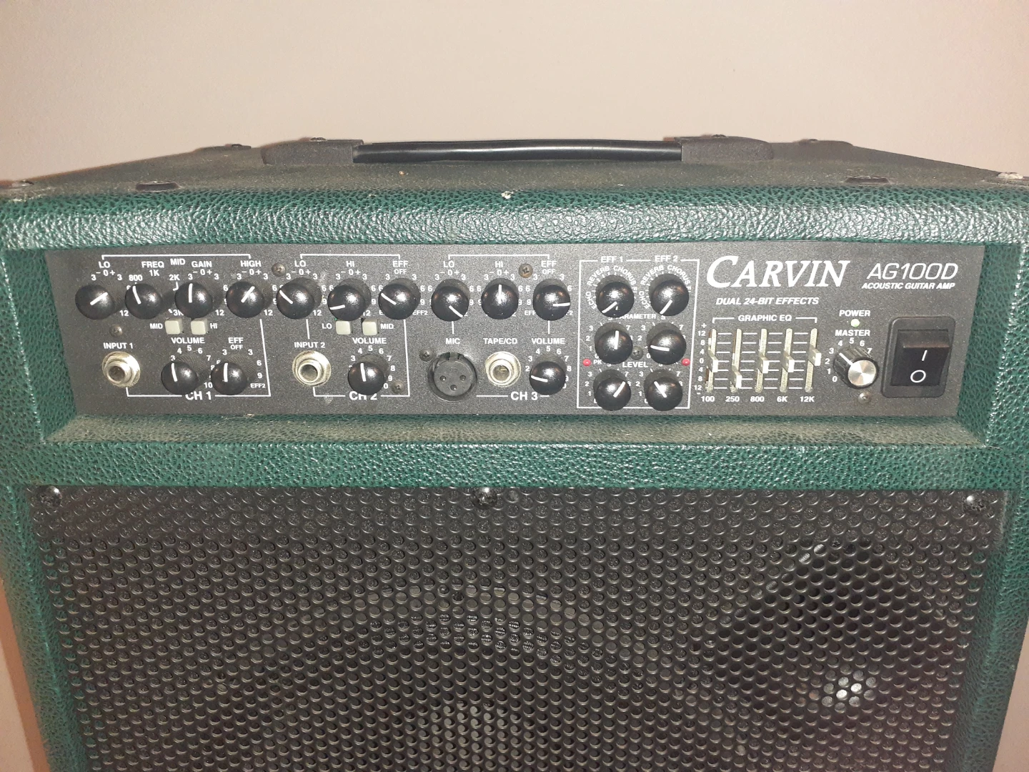 Carvin AG100D Acoustic Guitar Amp - photo 2