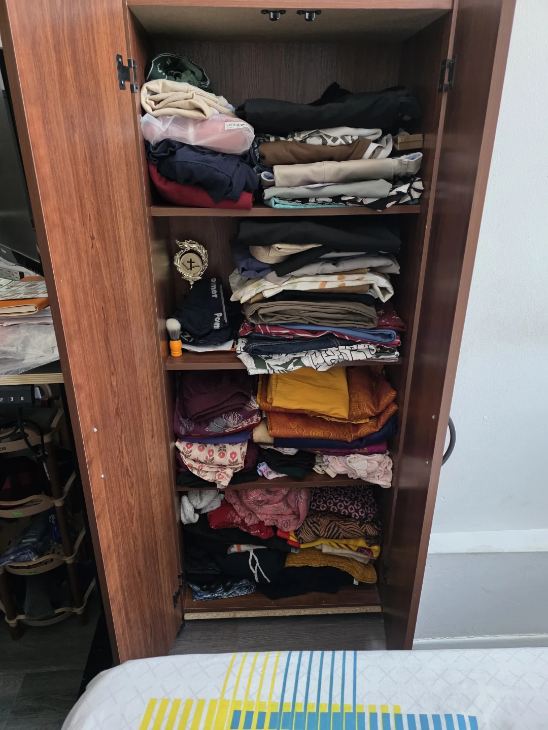 Wood-look Wardrobe Cabinet - photo 2