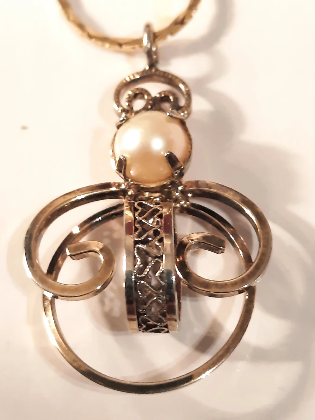 Vintage 12k pendant on chain and gold plate pendant with chain - photo 3