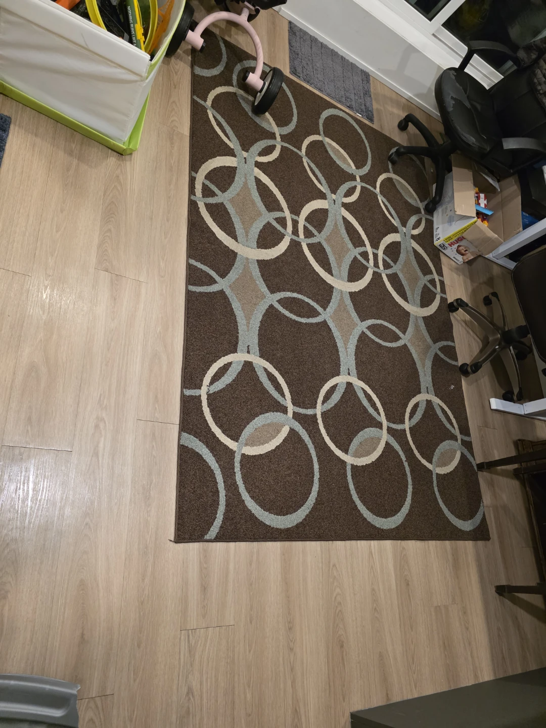 Brown Geometric Pattern Area Rug - photo 2