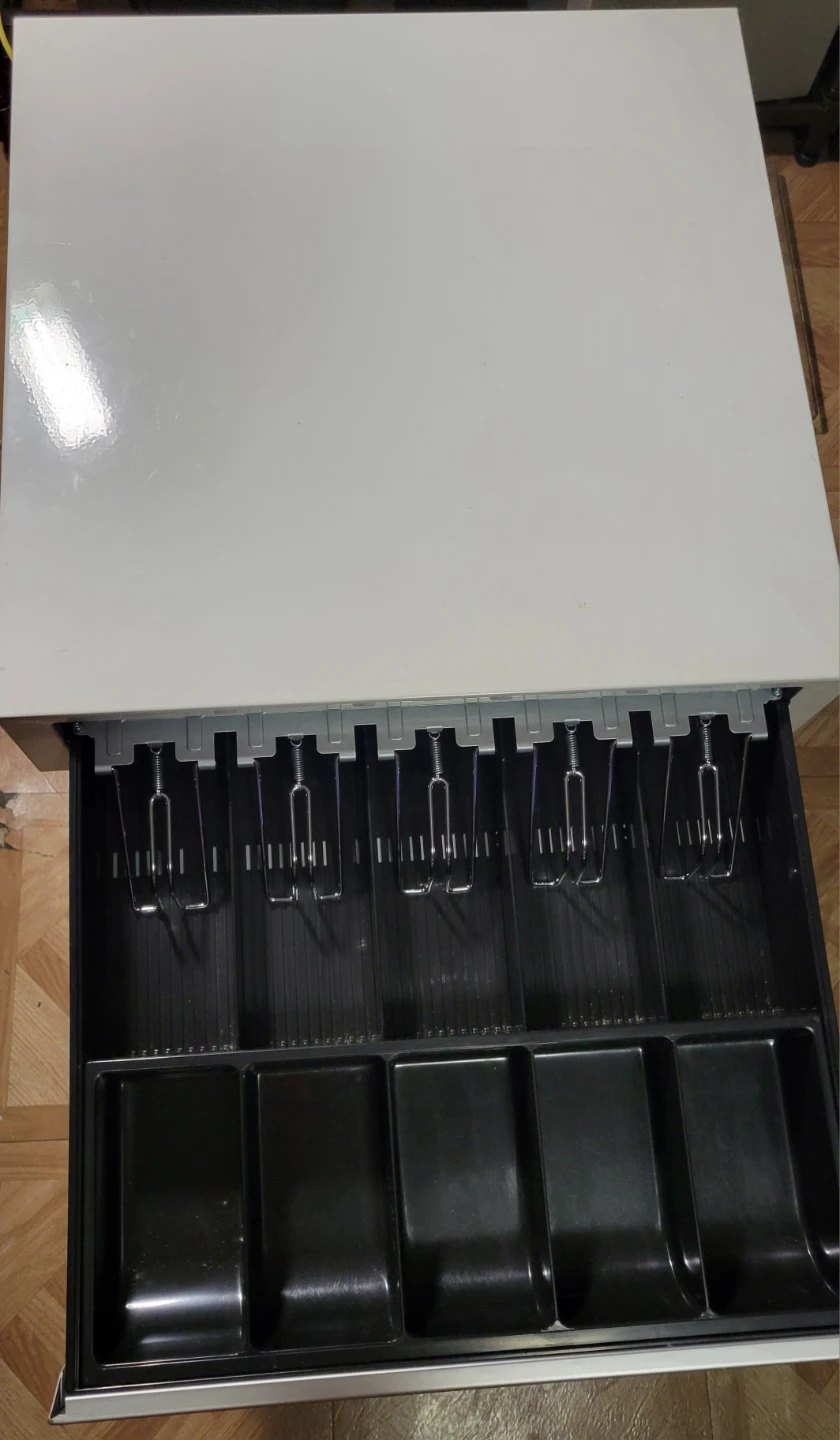 Cash Drawer Clover POS System - photo 3