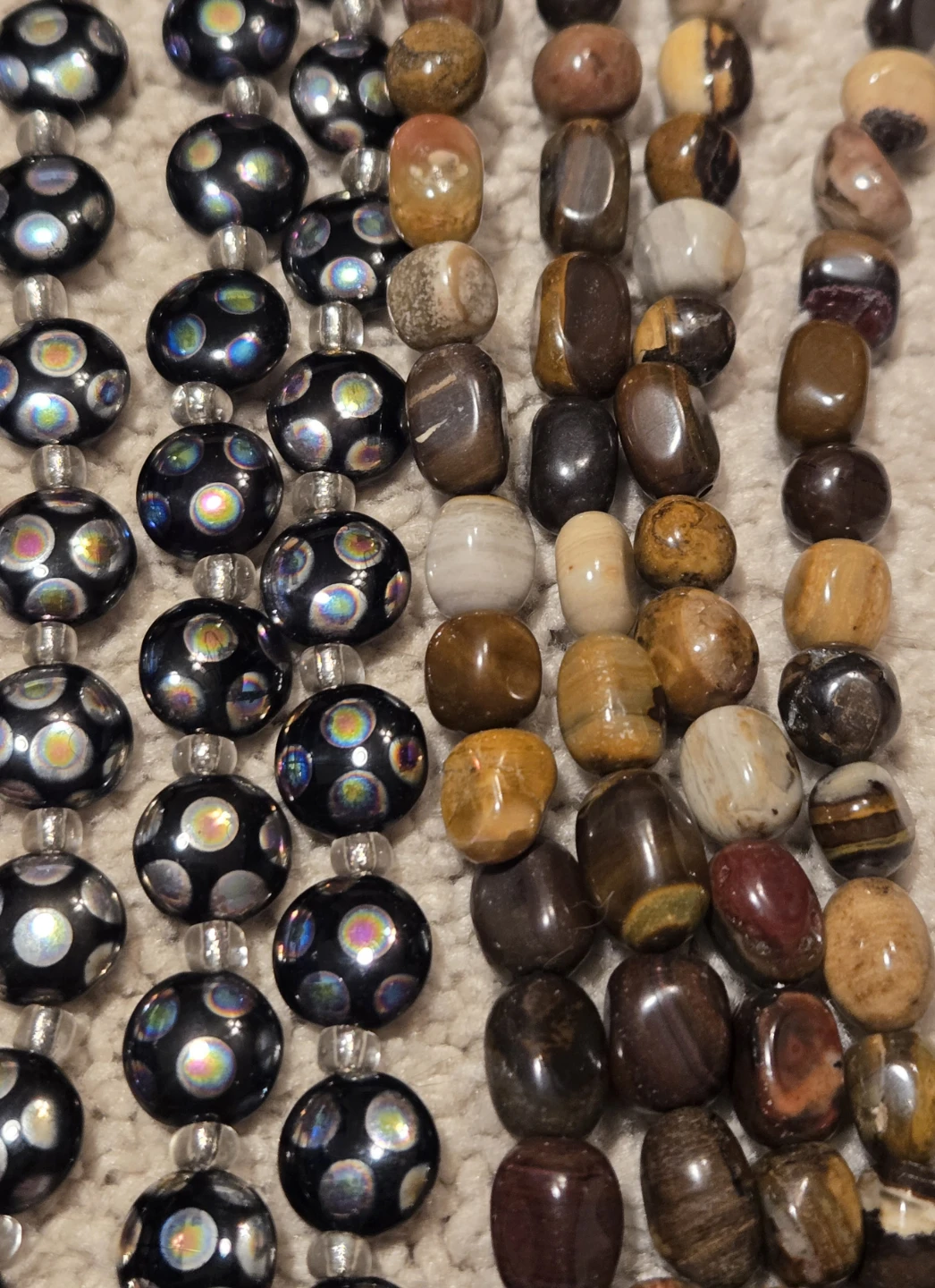 Lot of Assorted Bead Strands (Lot AD) - photo 5