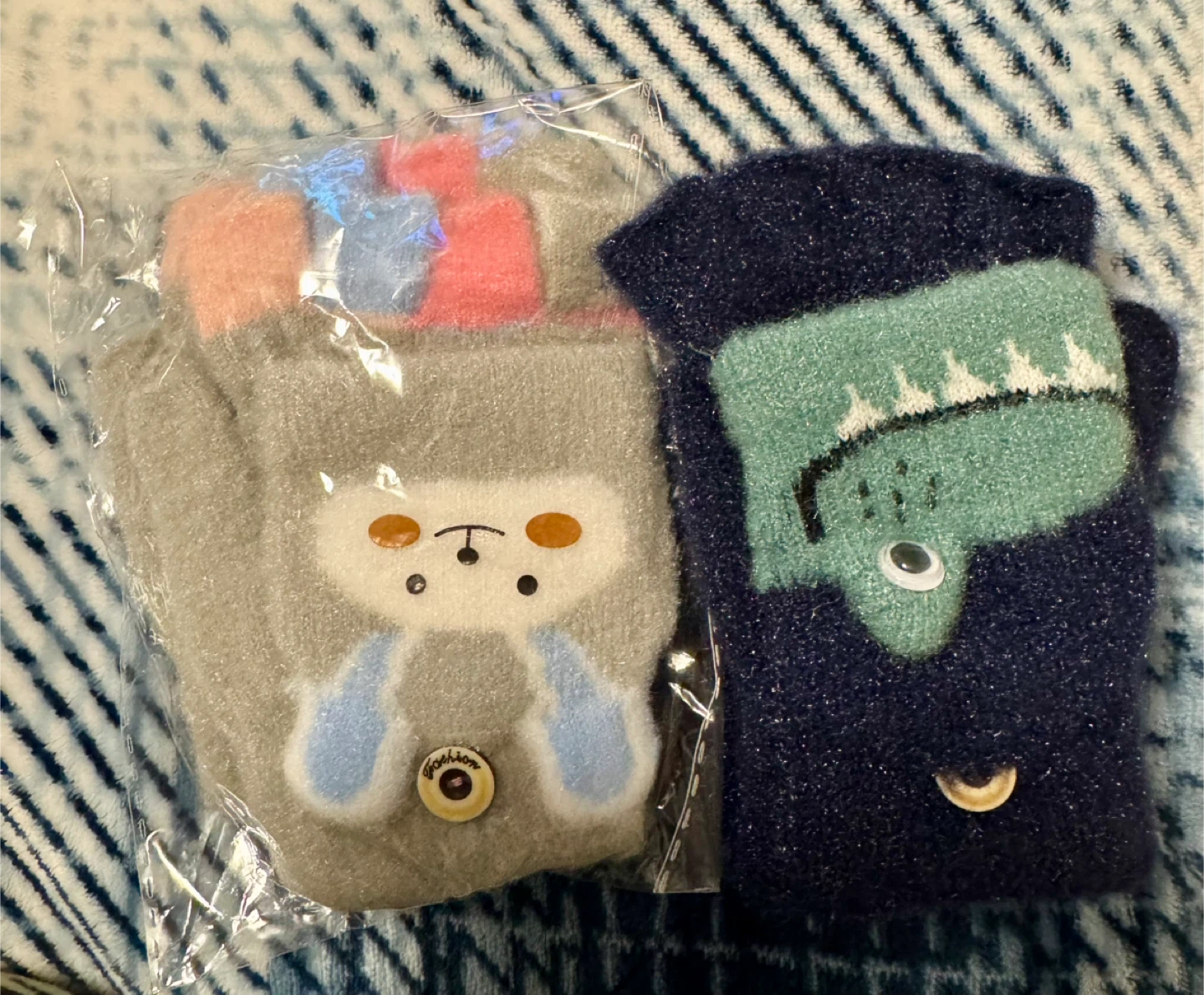 Kids Fairy Wings & Mittens (2 new)