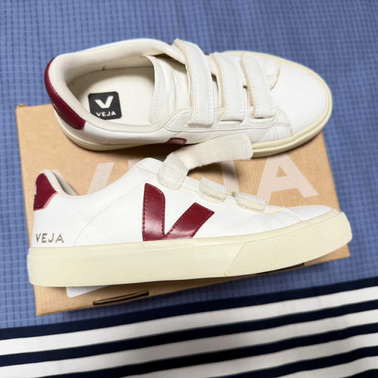 NEW VEJA Women's Recife Low Top Sneakers, value store 180+tax+sh