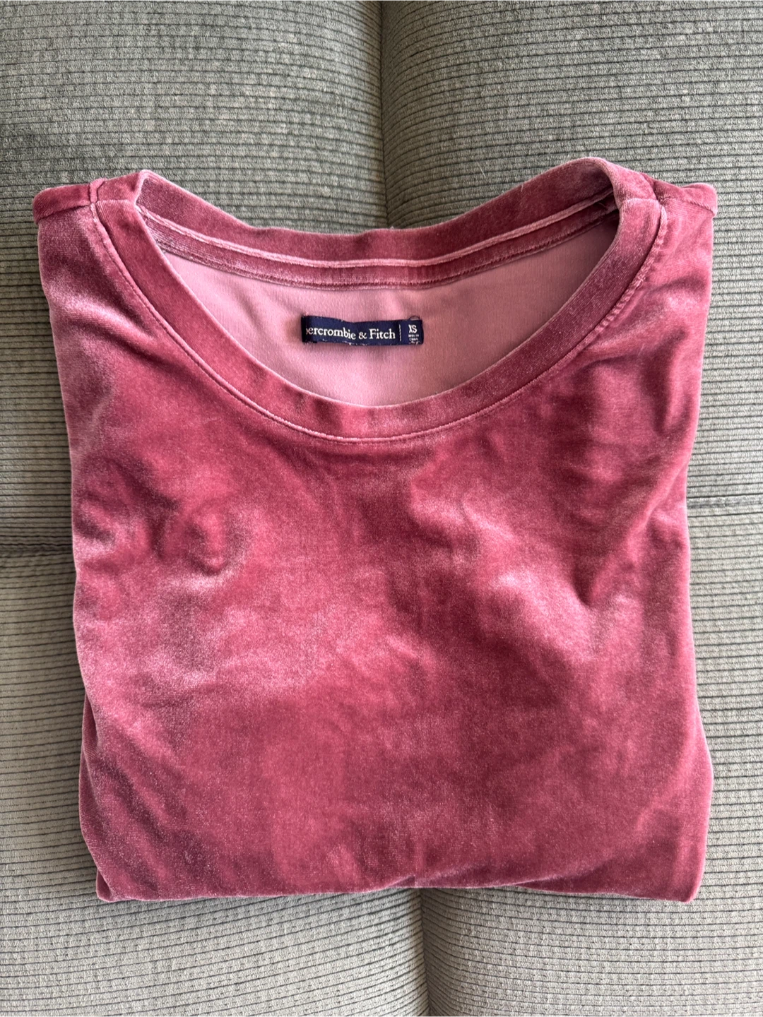 Abercrombie & Fitch Velvet Top - XS - photo 3