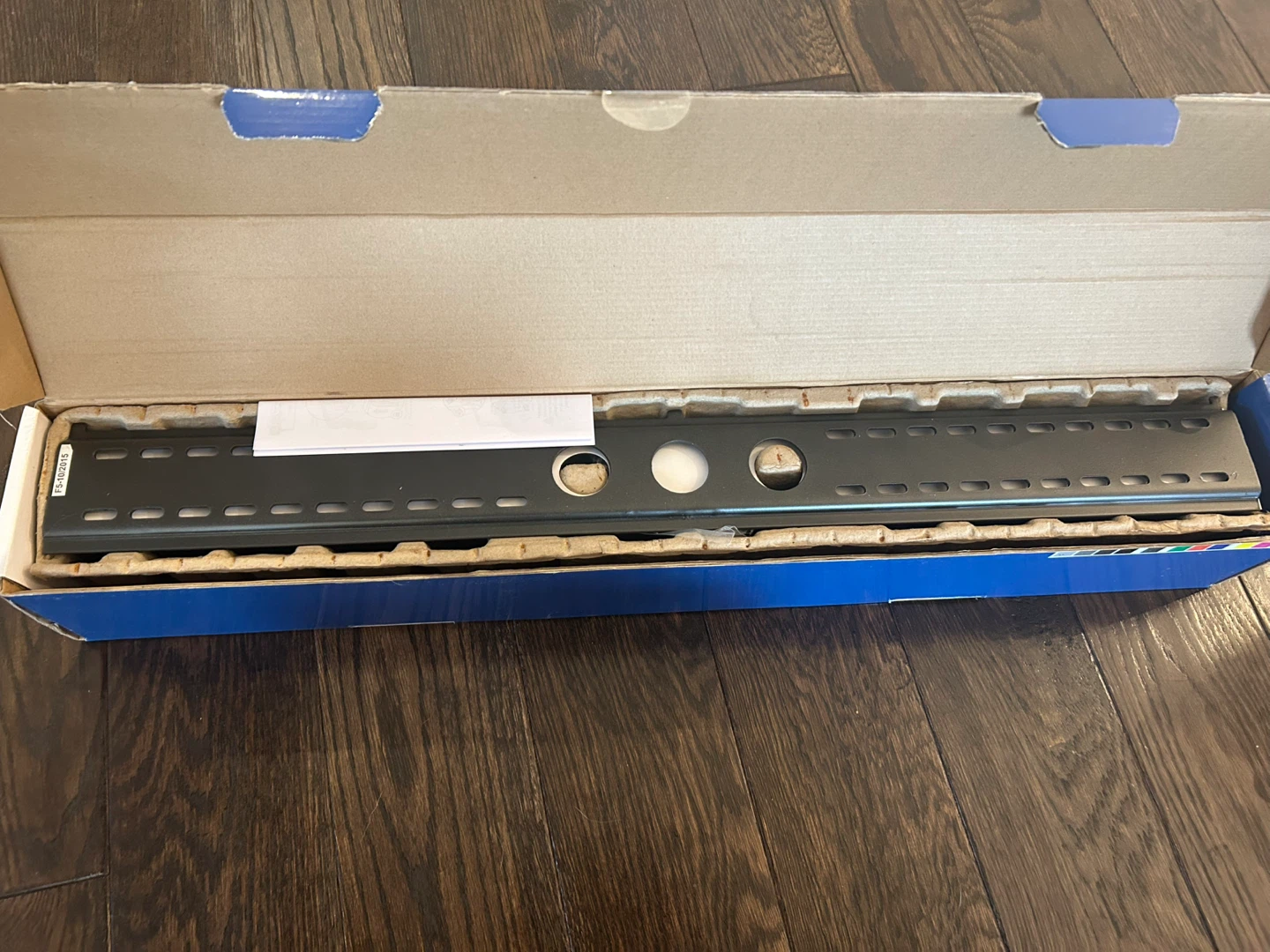 New AVLT Super-Slim Flat TV Wall Mount (30-90 in) - photo 2