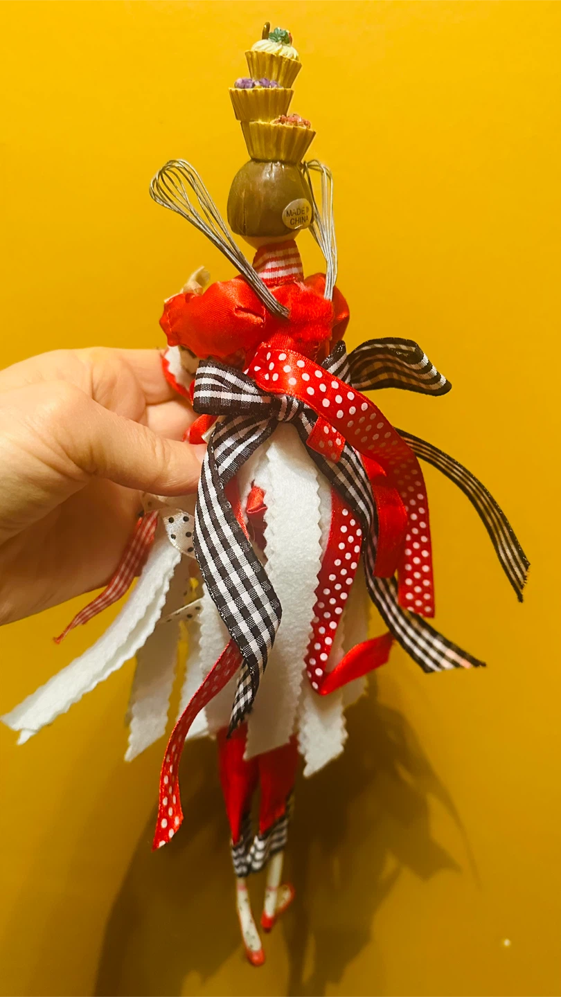 Vintage Unique Chef Figurine with Whisk Wings - photo 3