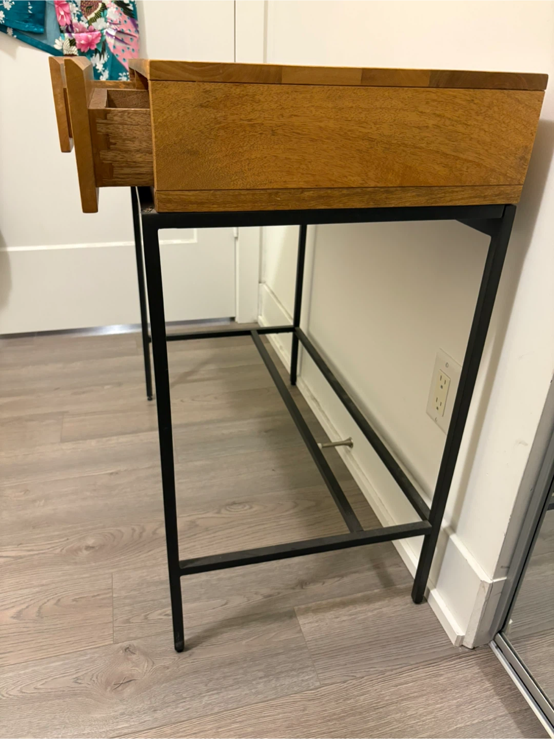 Industrial mini desk 30’‘ raw mango - West Elm - photo 3