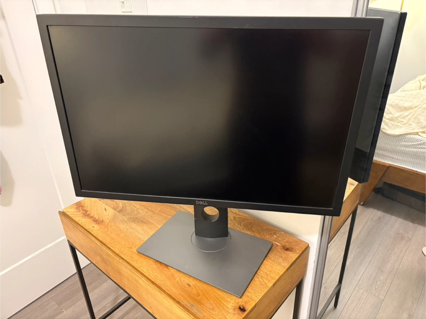 Dell UP3017 30-inch Monitor