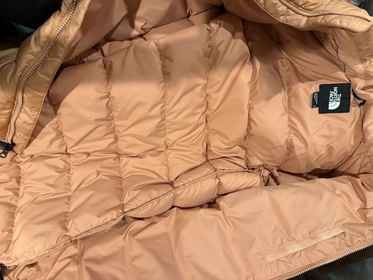 The North Face Women's XL Puffer Coat - photo 5