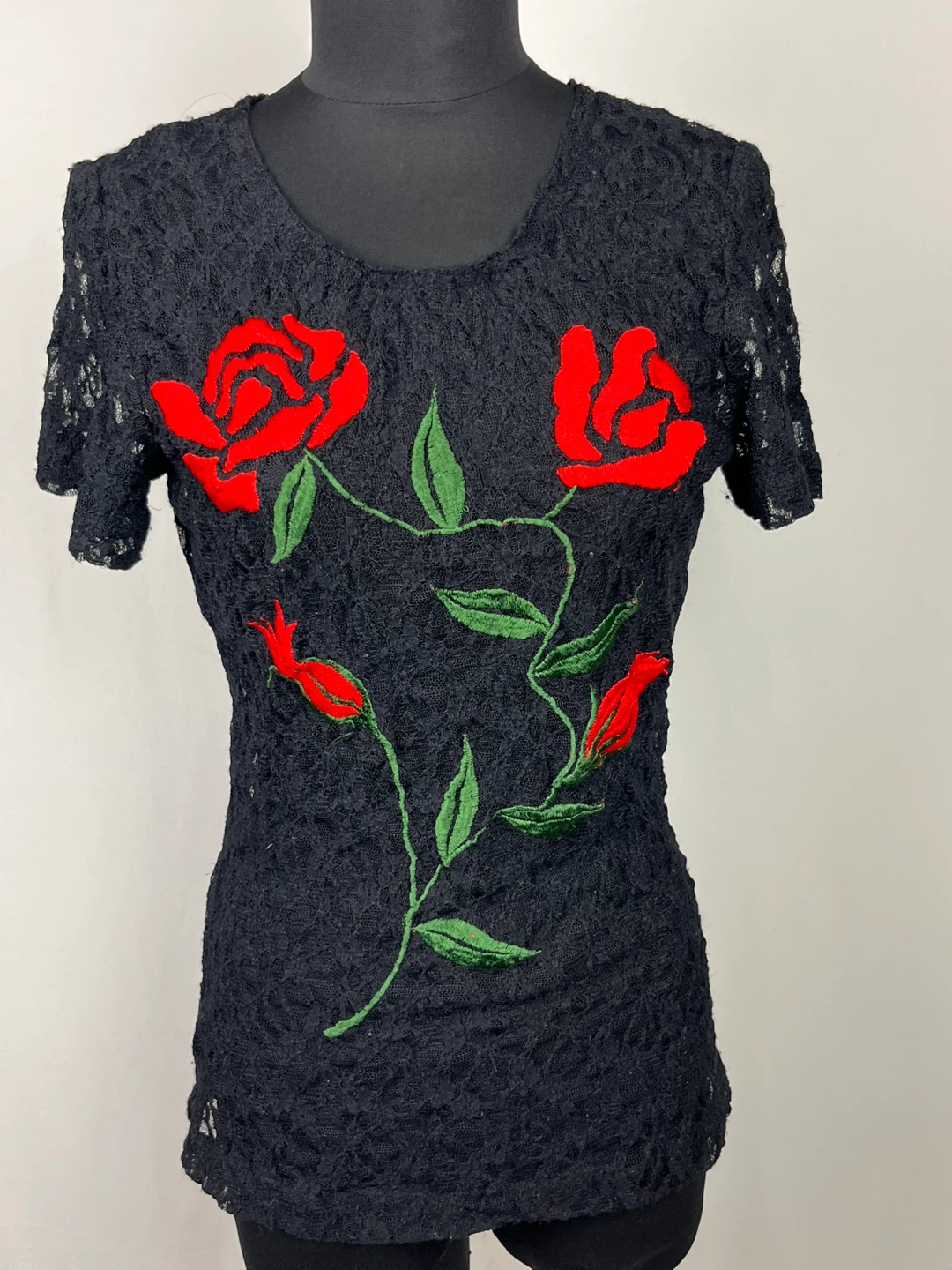 Cache Black Lace Top with Red Roses Size S/M
