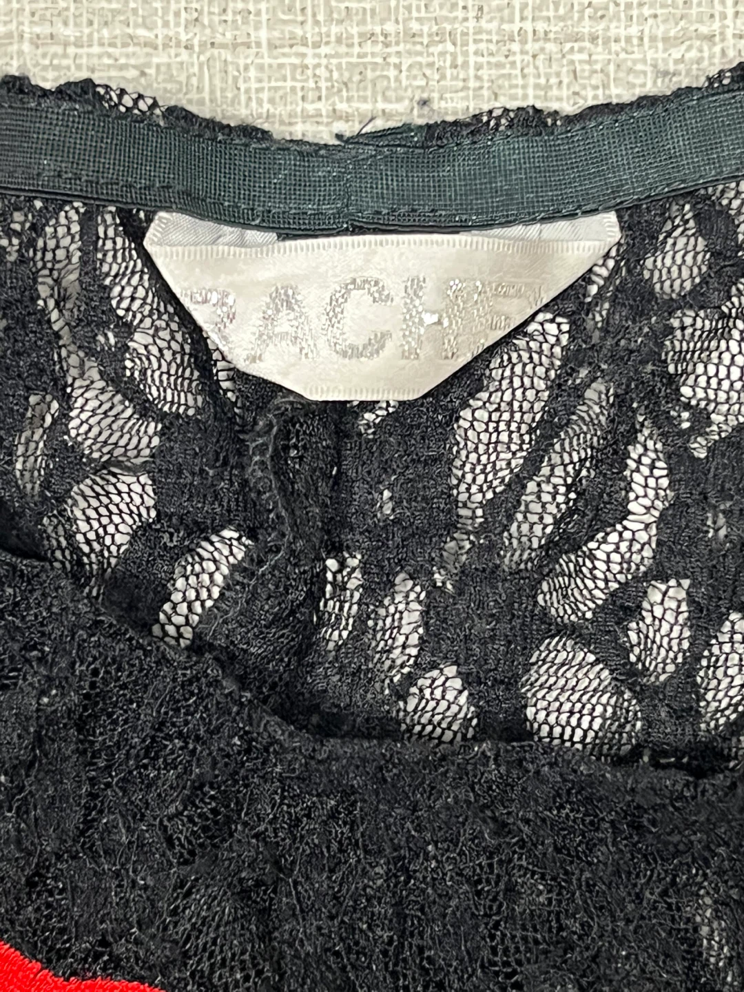 Cache Black Lace Top with Red Roses Size S/M - photo 2