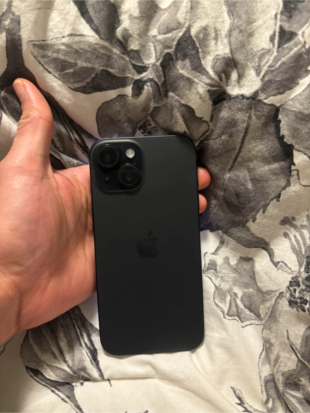 Apple iPhone 15 128GB- Black - photo 2