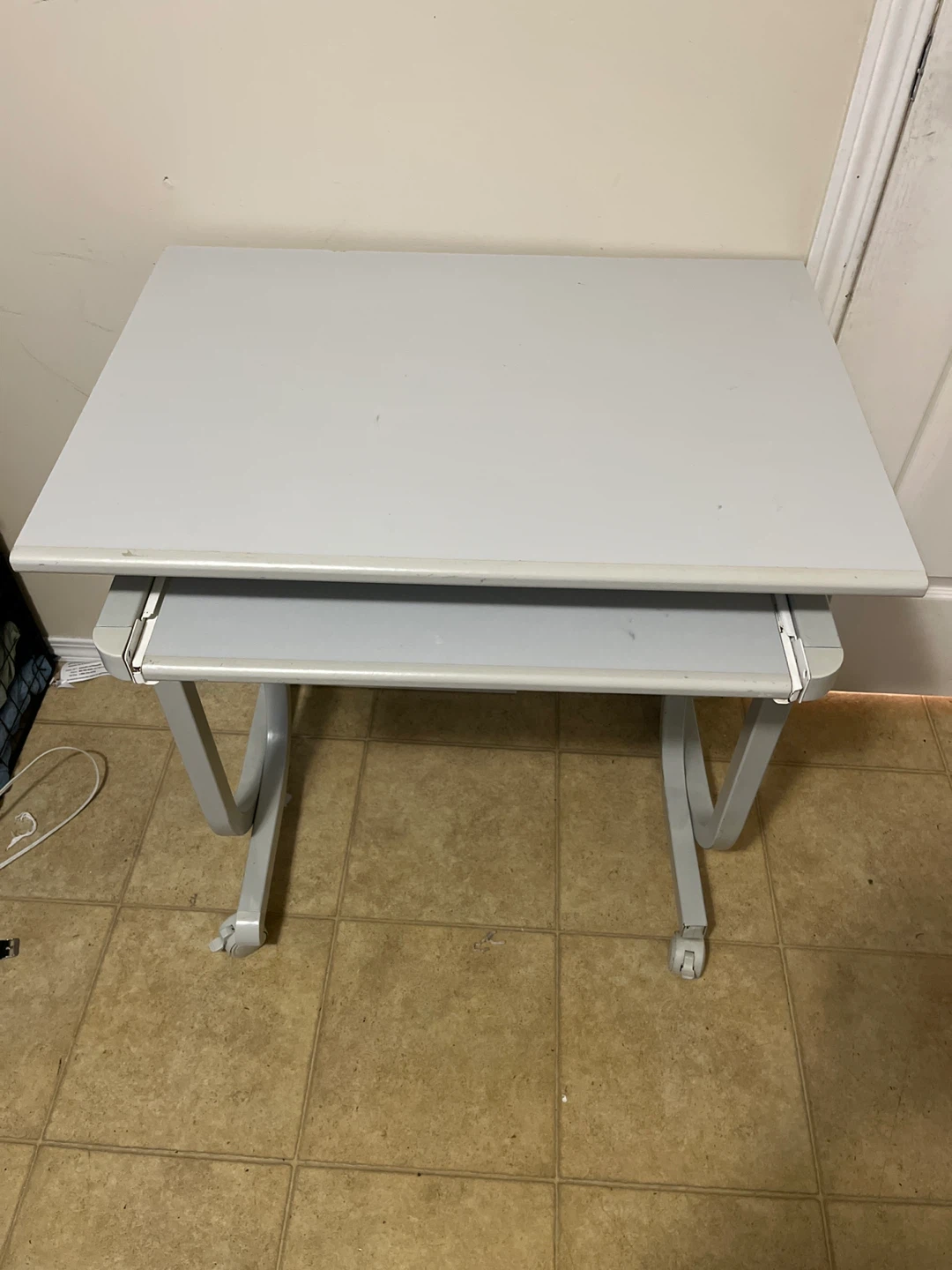 PC Mate Computer Desk - ACCO