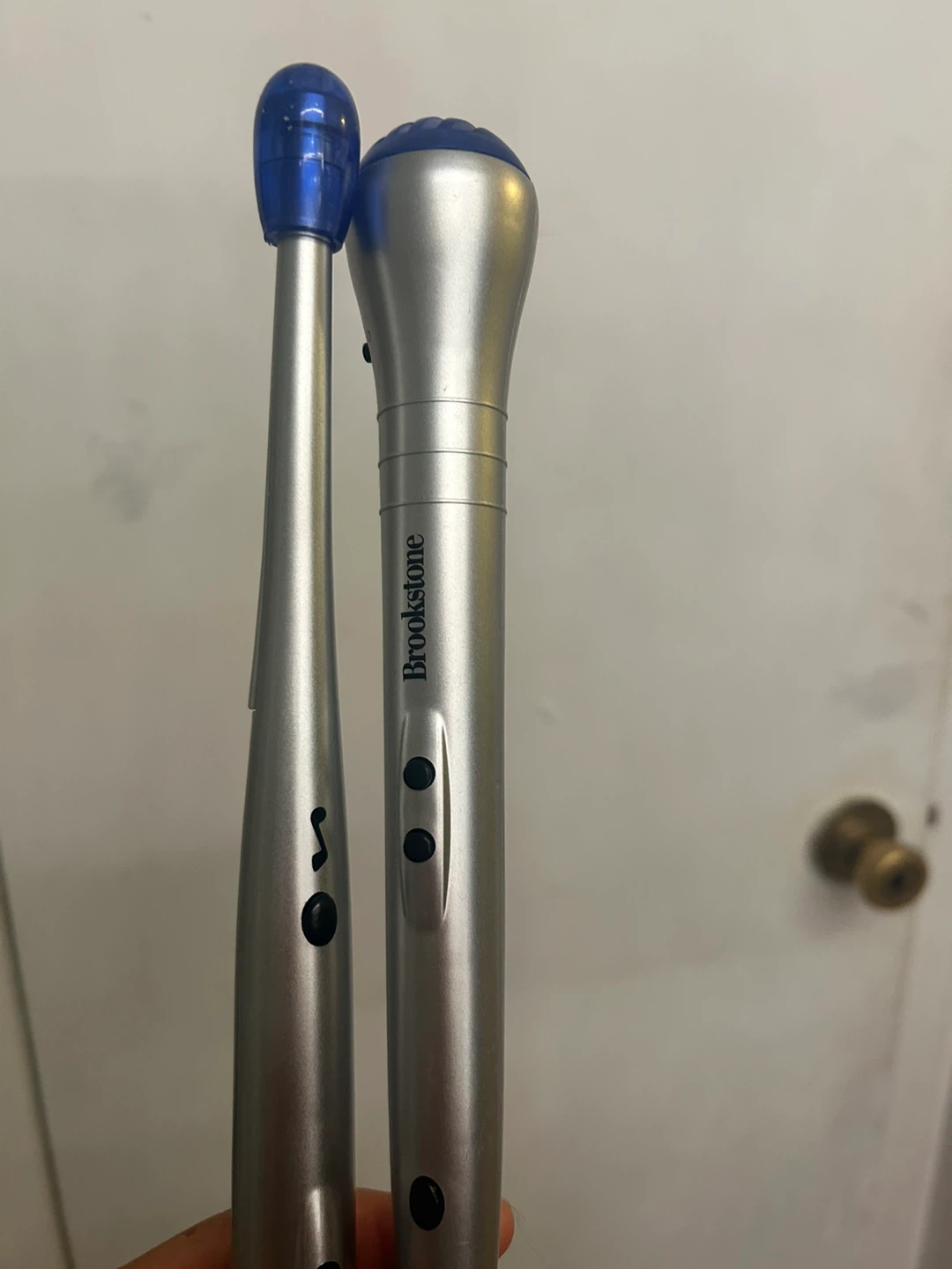 Brookstone Set of 2 Electronic Drumsticks 🥕 - photo 4